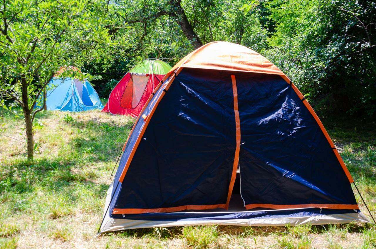 Camp'In Goris Hotel Exterior foto